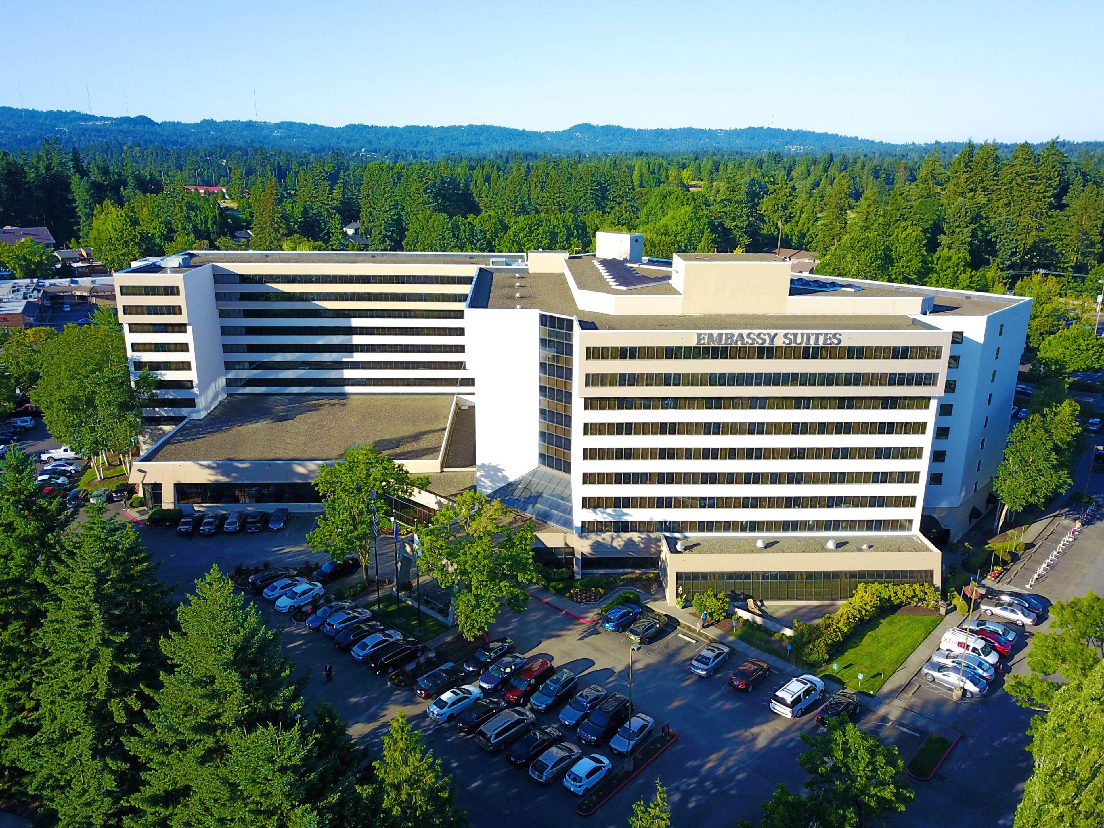 Embassy Suites By Hilton Portland Tigard Exterior foto